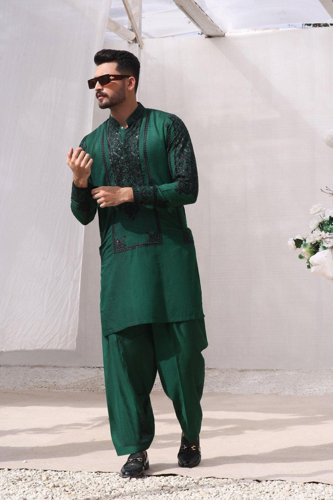 Embroidered Green Kurta and Pajama - ZB 1027 - Zeshan Bariwala