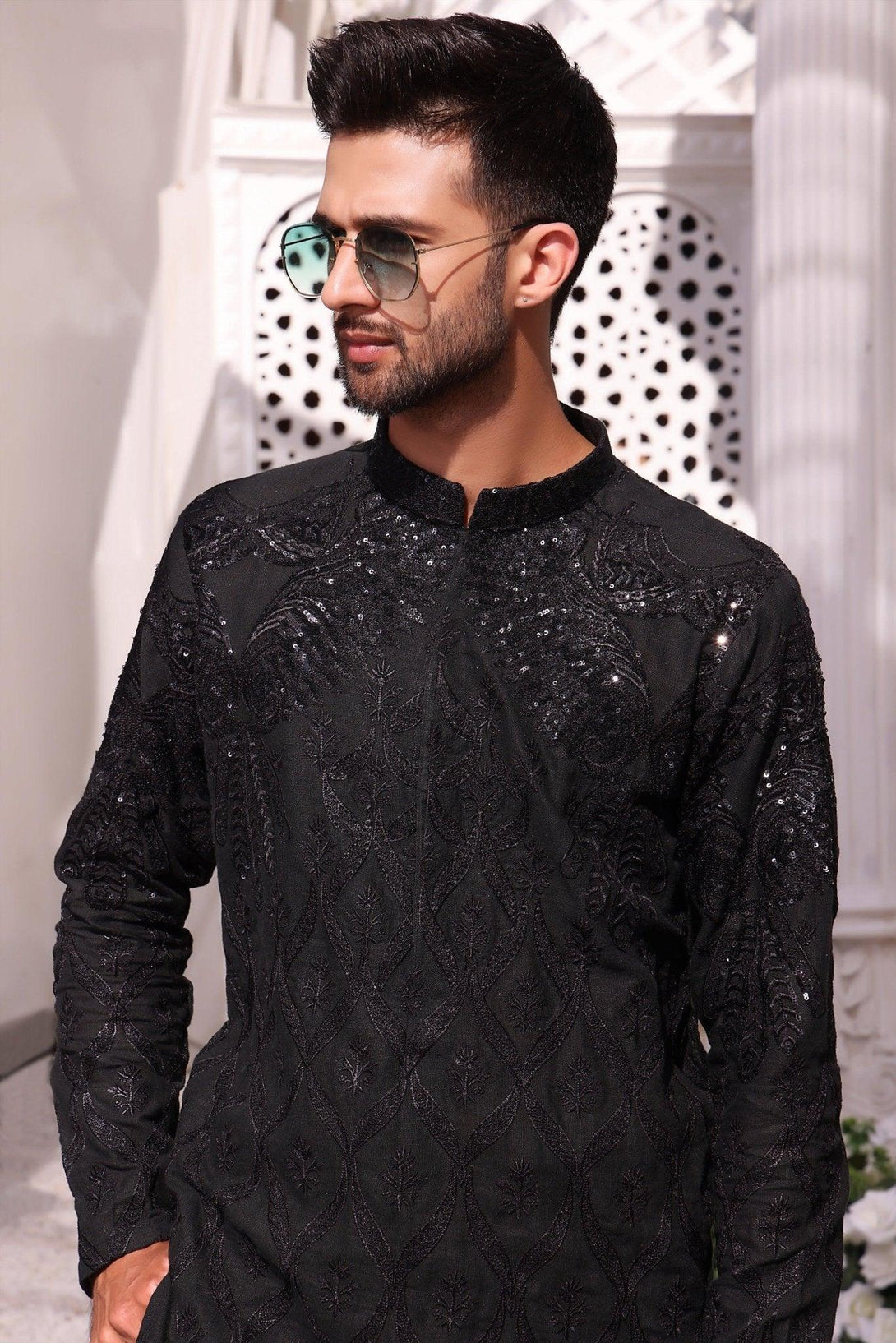 Embroidered Black Kurta and Pajama - ZB 1018 - Zeshan Bariwala