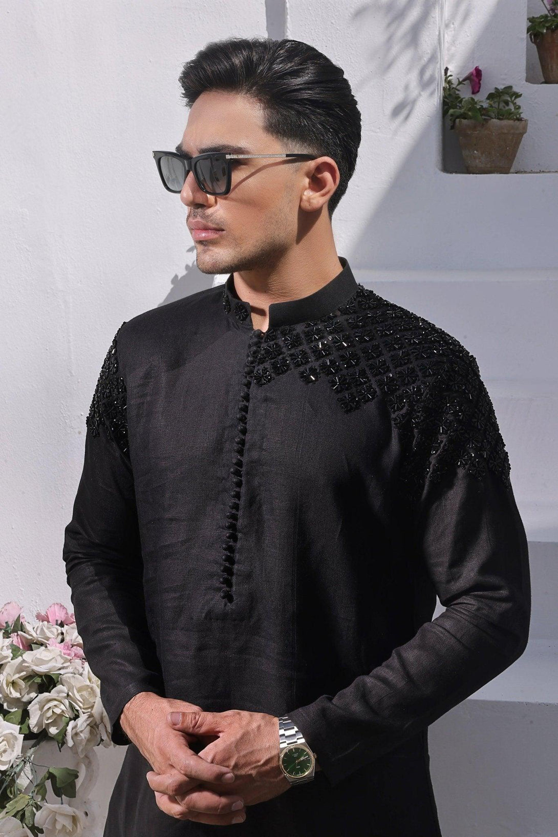 Embroidered Black Kurta and Pajama - ZB 1011 - Zeshan Bariwala