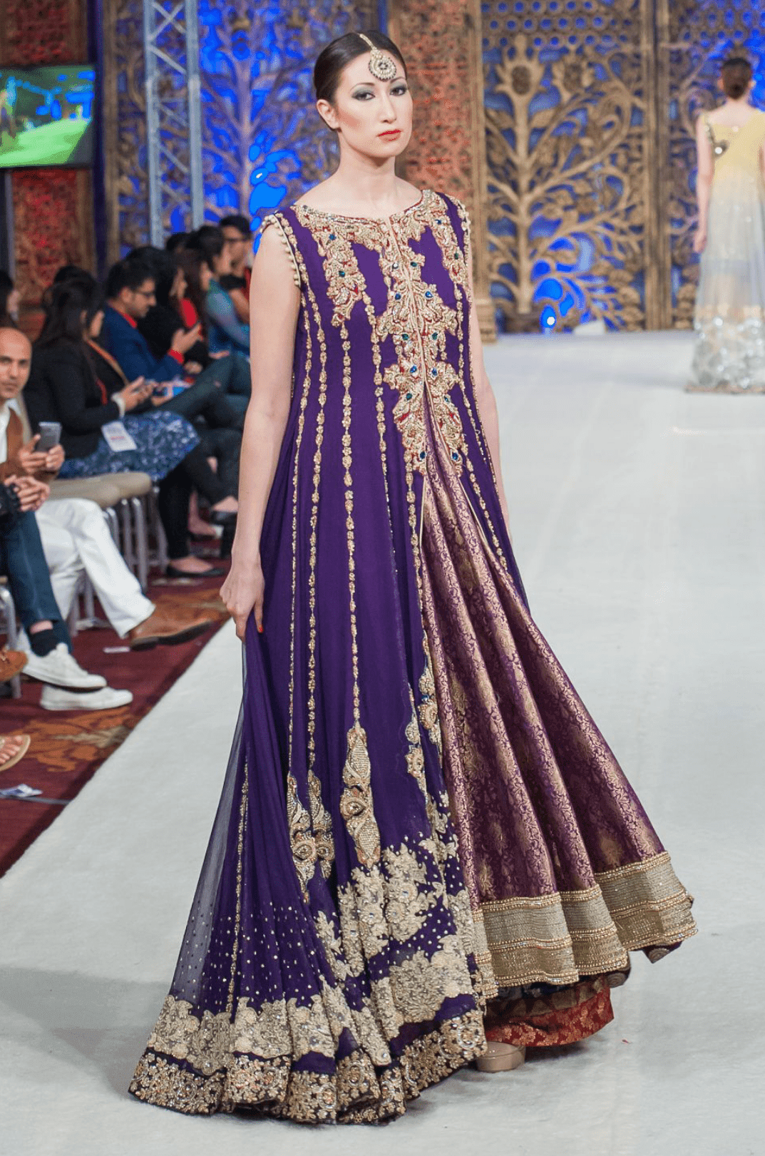 Embroidered ZB 1090 - Zeshan Bariwala