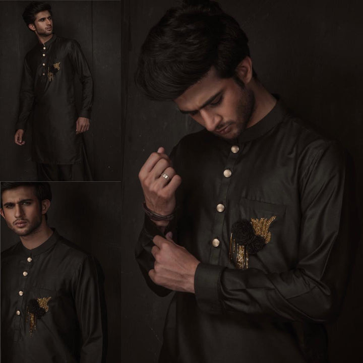 Embroidered Black Kurta and Pajama - ZB 1058 - Zeshan Bariwala